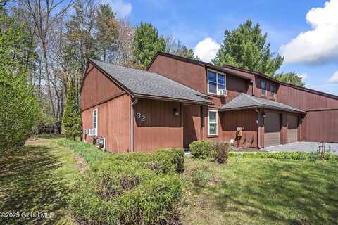 32 Thimbleberry Road, Malta, NY 12020