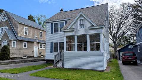 1468 Baker Avenue, Niskayuna, NY 12309
