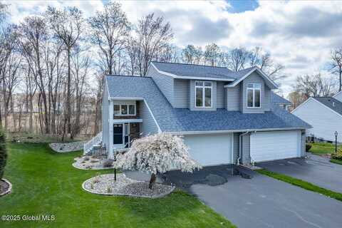 16 Captains Boulevard, Halfmoon, NY 12188