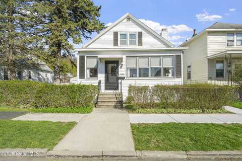 426 8th Avenue, Troy, NY 12182