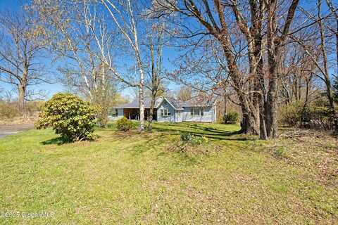 254 Columbia Hill Road, Poestenkill, NY 12018
