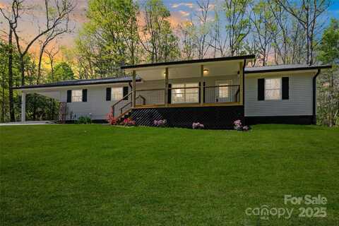 39 Sherwood Village Lane, Brevard, NC 28712