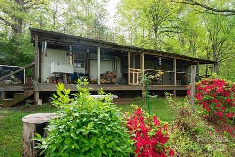 25 Coal Creek Lane, Weaverville, NC 28787