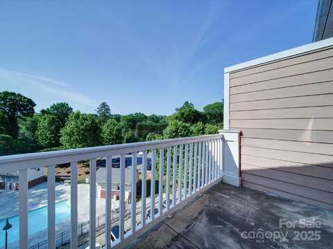1000 E Woodlawn Road, Charlotte, NC 28209
