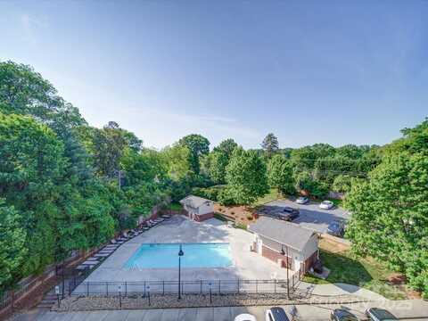 1000 E Woodlawn Road, Charlotte, NC 28209