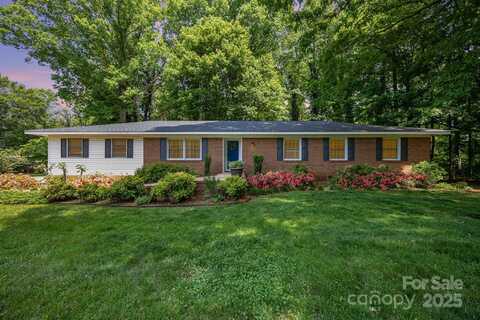 360 Country Lane, Mocksville, NC 27028
