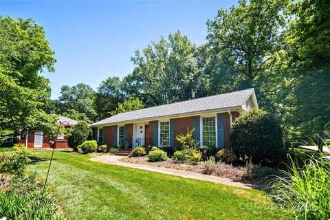 2100 Stonewood Drive, Charlotte, NC 28210