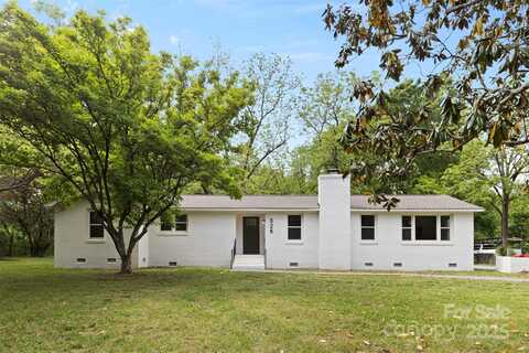 528 W Park Drive, Monroe, NC 28112