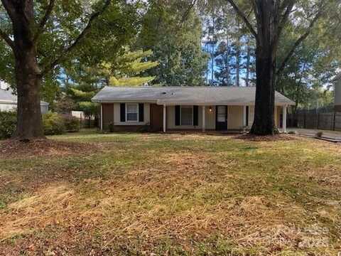 7104 Lake Drive, Matthews, NC 28104
