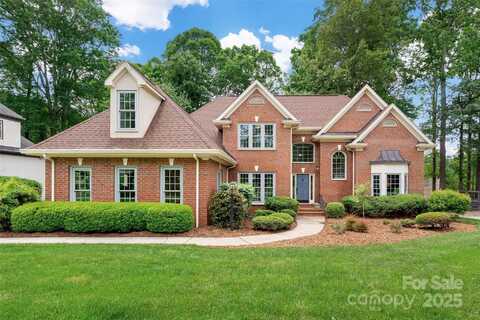 15535 Eagleview Drive, Charlotte, NC 28278