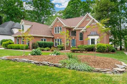 15535 Eagleview Drive, Charlotte, NC 28278