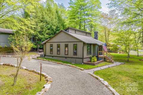 22 Dalonigei Court, Brevard, NC 28712