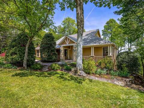 543 Hagen Drive, Hendersonville, NC 28739