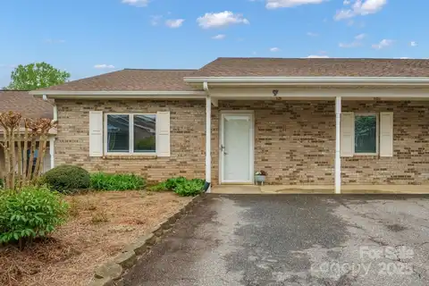 505 2nd Street Place NE, Conover, NC 28613