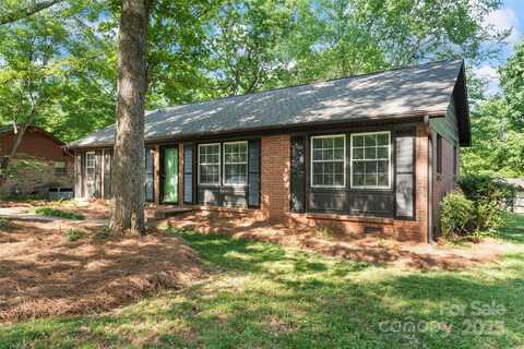 606 Deer Creek Drive, Matthews, NC 28105