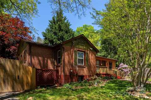 100 Park Ridge Avenue, Swannanoa, NC 28778