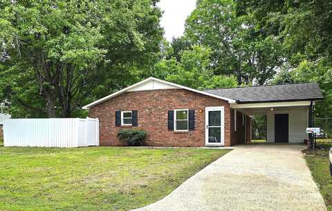 11 N 10th Avenue, Maiden, NC 28650