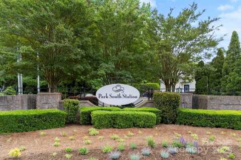 2151 Belle Vernon Avenue, Charlotte, NC 28210