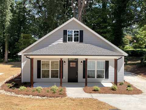 404 N Peterson Street, Stanley, NC 28164