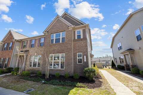 8145 English Clover Lane, Fort Mill, SC 29707