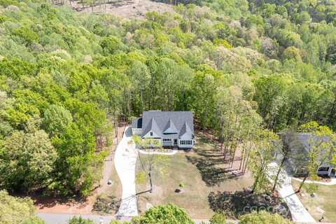 131 High Lake Drive, Statesville, NC 28677