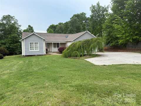 2165 Zion Church Road, Hickory, NC 28602