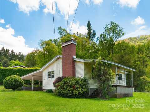 1446 Camp Branch Road, Waynesville, NC 28786