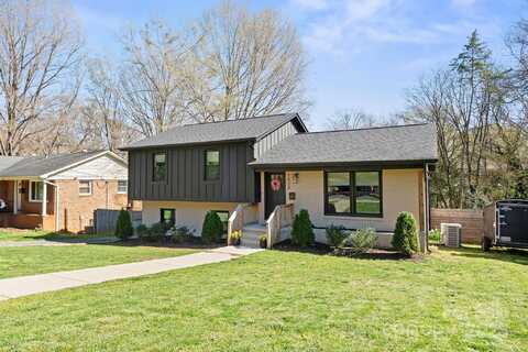 1628 Starbrook Drive, Charlotte, NC 28210
