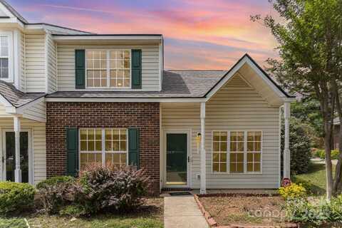 7718 Petrea Lane, Charlotte, NC 28227