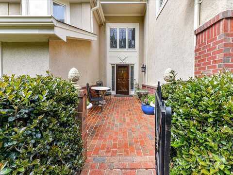 6645 Gaywind Drive, Charlotte, NC 28226