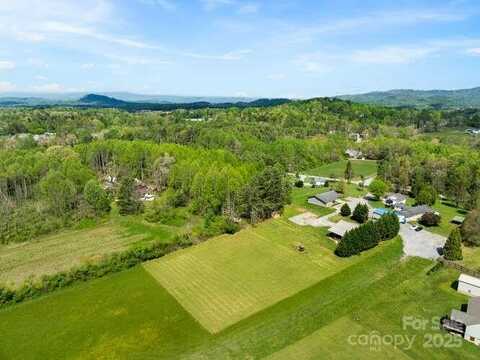 67 Twin Elm Knoll, Hendersonville, NC 28792