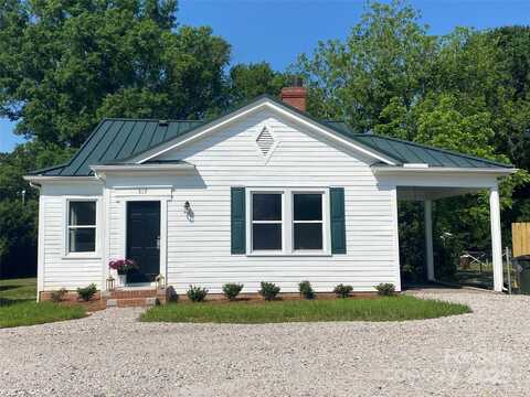 317 Kings Mountain Street, York, SC 29745