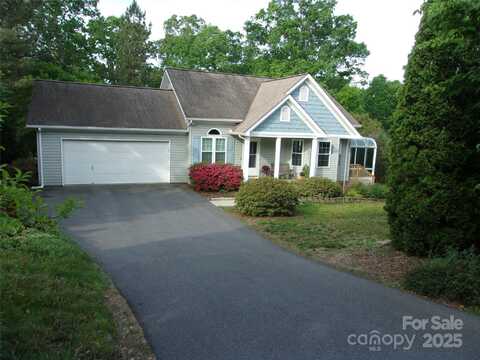 109 Gatwick Court, Statesville, NC 28677
