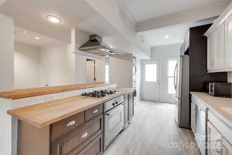 5901 Quail Hollow Road, Charlotte, NC 28210