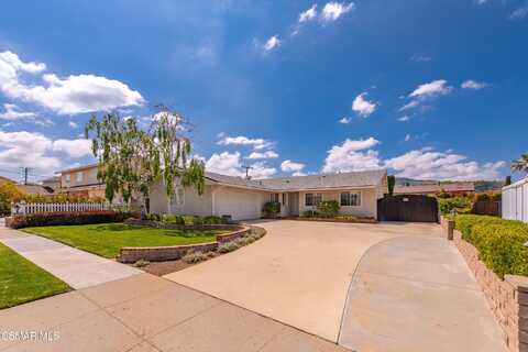 2930 Gardner Street, Simi Valley, CA 93065