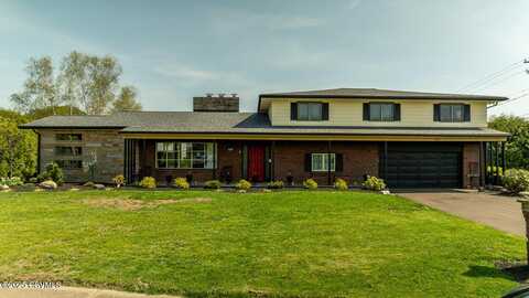 900 E 16TH Street, Berwick, PA 18603