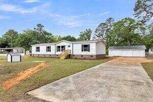 119 Silver King Avenue, Cross, SC 29436