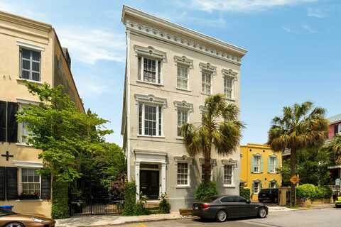 62 Society Street, Charleston, SC 29401