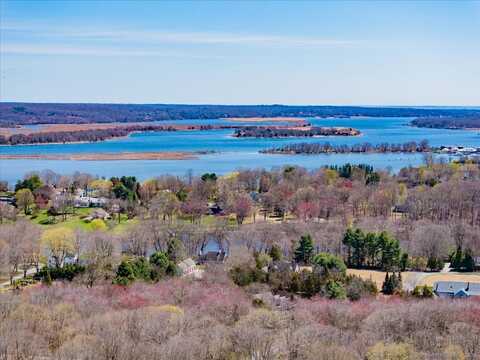20 Navy Lane, Essex, CT 06426
