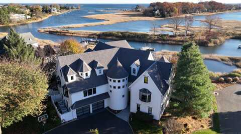 29 Covelee Drive, Norwalk, CT 06855