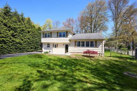 44 Woodway Road, Stamford, CT 06907