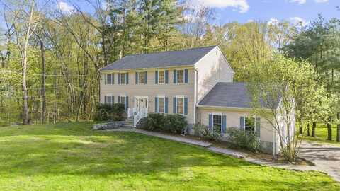 6 Old Farm Road, Woodbridge, CT 06525