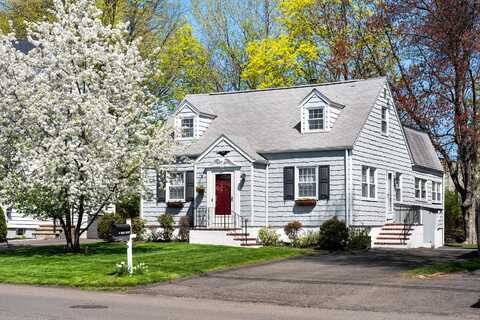 65 Maple Street, Darien, CT 06820