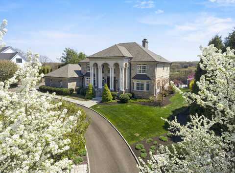 22 Nature Lane, Shelton, CT 06484