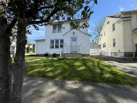 15 Overland Avenue, Bridgeport, CT 06606