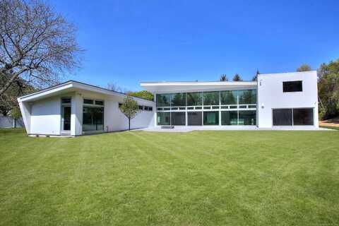 16 Burr School Road, Westport, CT 06880