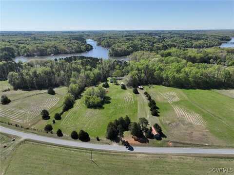 900 Buffalo Creek Road, Buffalo Junction, VA 24529
