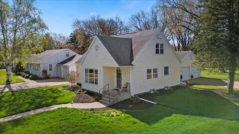 1614 W 5TH STREET, Marshfield, WI 54449