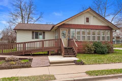 1101 FRANCIS STREET, Stevens Point, WI 54481
