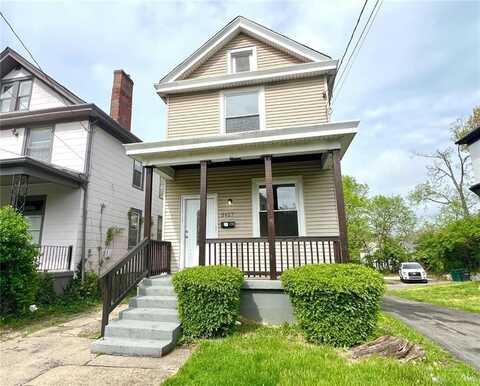 3427 Woodburn Avenue, Cincinnati, OH 45207